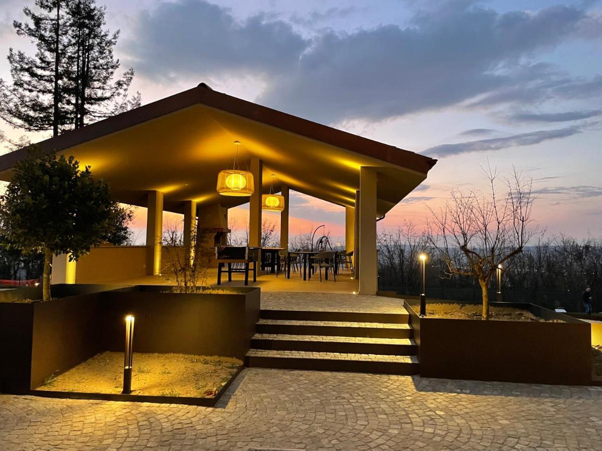 Agriturismo Speziale Wine Resort Verduno Exterior photo
